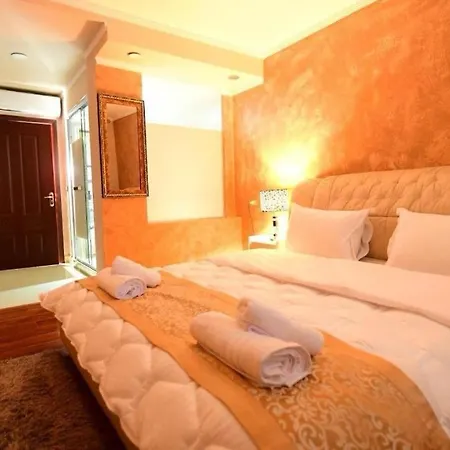 Platea Hotel 4*