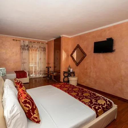 Szálloda Platea 4*