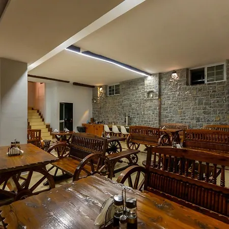 Szálloda Platea